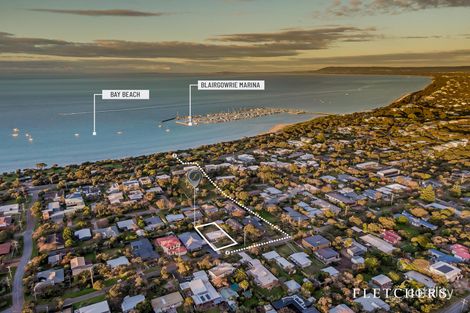 Property photo of 76 Macfarlan Avenue Blairgowrie VIC 3942