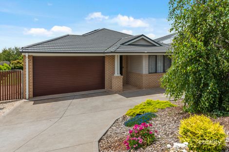 56 Couzens Lane, Romsey, VIC 3434