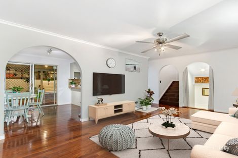 Property photo of 33 Forrest Avenue Molendinar QLD 4214