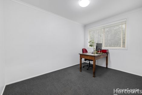 Property photo of 16 Haven Crescent Yarravel NSW 2440