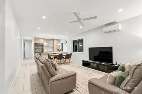 Property photo of 46 Blackstone Crescent Ripley QLD 4306