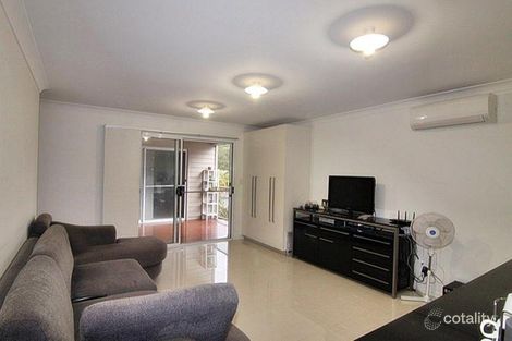 Property photo of 31 Tristania Way Highland Park QLD 4211
