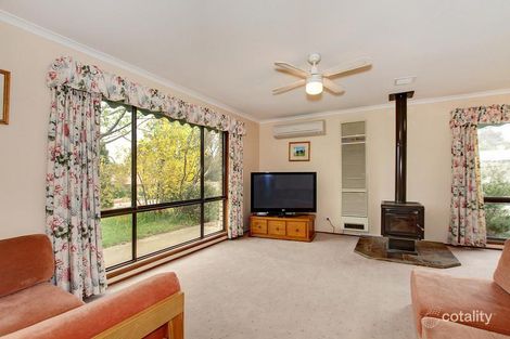 Property photo of 33 Guthridge Crescent Wanniassa ACT 2903