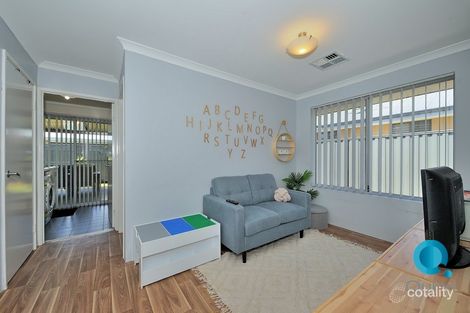 Property photo of 9 Fallon Place Seville Grove WA 6112