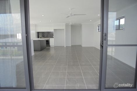 Property photo of 27 Stone Crescent Baringa QLD 4551