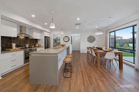 Property photo of 17 Riverside Boulevard Killara VIC 3691