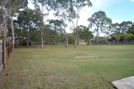 17 Southerden St, Torquay, QLD 4655