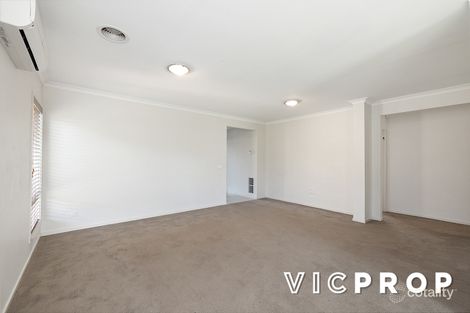 Property photo of 76 Toritta Way Truganina VIC 3029