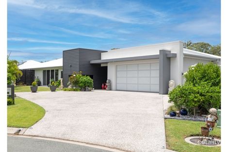 4 Whimbrel Ct, Pelican Waters, QLD 4551