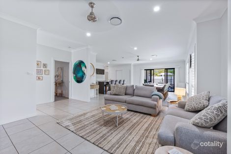 Property photo of 18 Pearl Street Cannonvale QLD 4802