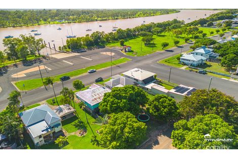 Property photo of 366 Quay Street Depot Hill QLD 4700