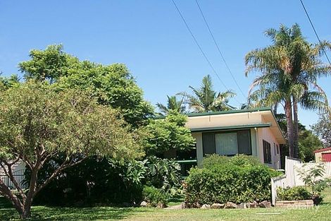 Property photo of 52 Ashgrove Avenue Runaway Bay QLD 4216