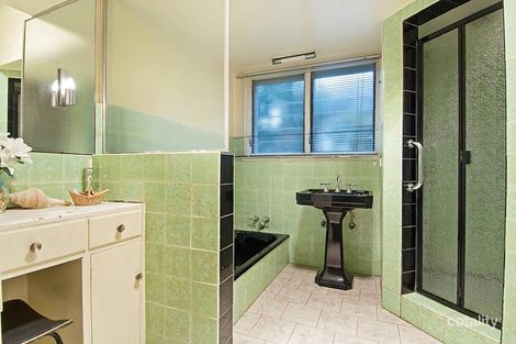 Property photo of 38 De Chene Parade Coburg North VIC 3058
