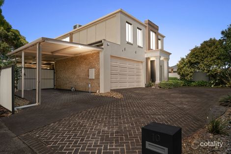Property photo of 10 Edgewater Circuit Cairnlea VIC 3023