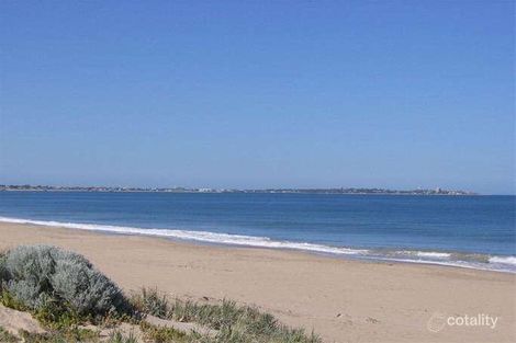 19 Lady Stirling Pde, Madora Bay, WA 6210