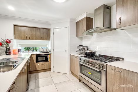 17 Rosseau St, Baringa, QLD 4551