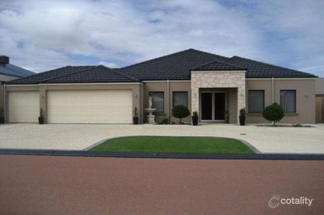 9 Radonich Way, Lake Coogee, WA 6166