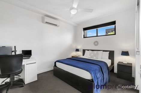 Property photo of 404/133 Clarence Road Indooroopilly QLD 4068