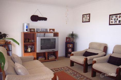 Property photo of 2 Ell Close Forster NSW 2428
