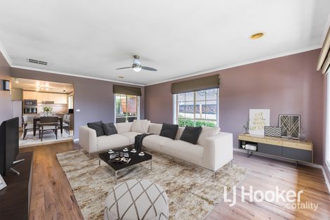 Property photo of 40 Ebony Drive Pakenham VIC 3810