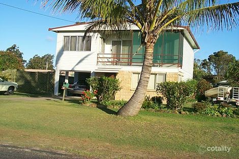 Property photo of 4 Hogan Street Iluka NSW 2466