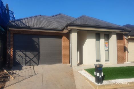 Property photo of 72 Eaglemont Drive Strathtulloh VIC 3338