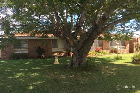 Property photo of 2 Seabreeze Street Paradise Point QLD 4216