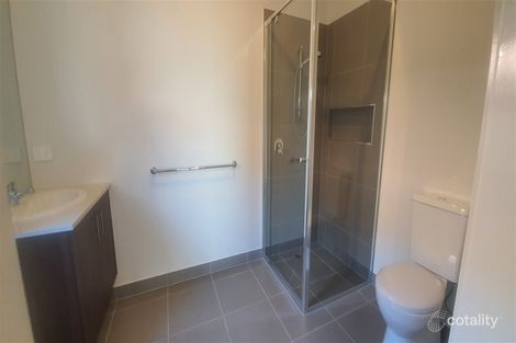 Property photo of 72 Eaglemont Drive Strathtulloh VIC 3338