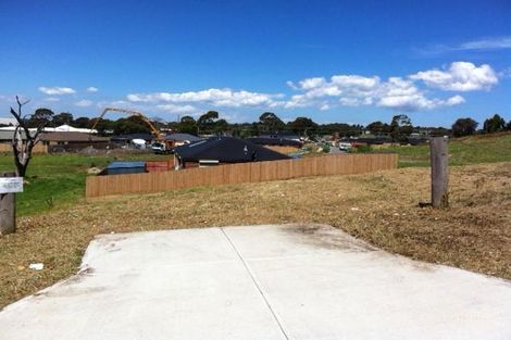 Property photo of 56 Clifton Grove Carrum Downs VIC 3201