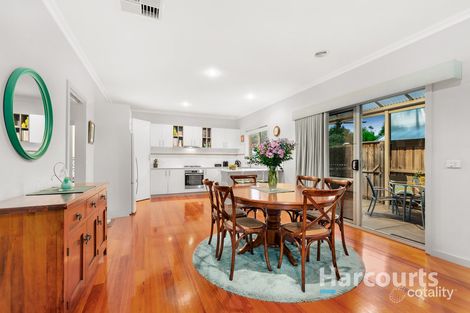 Property photo of 1/5 Newman Road Wantirna South VIC 3152