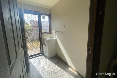 Property photo of 1 Manna Gum Court Carrum Downs VIC 3201