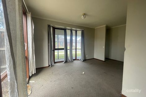 Property photo of 1 Manna Gum Court Carrum Downs VIC 3201