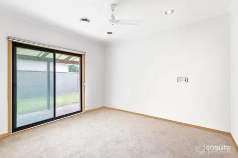 Property photo of 30 Evrah Drive Hoppers Crossing VIC 3029
