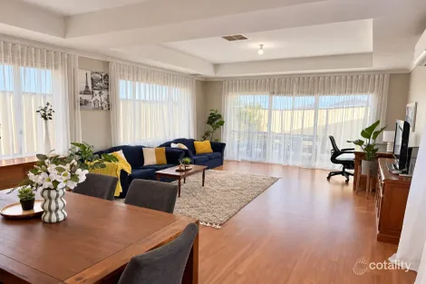 3a Sanderson St, Embleton, WA 6062