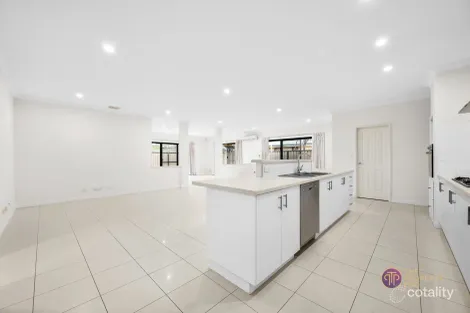 Property photo of 22 Campaspe Drive Success WA 6164