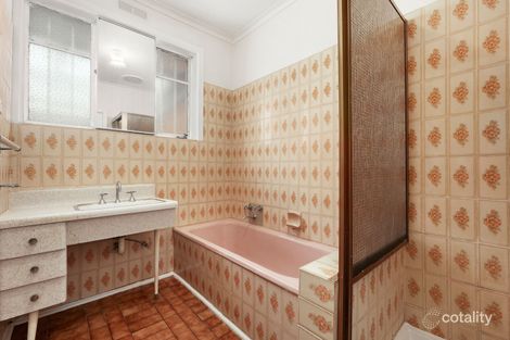 Property photo of 24 Hillcrest Road Glenroy VIC 3046