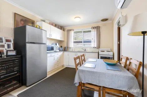 Property photo of 2/62 Kedleston Road Herne Hill VIC 3218