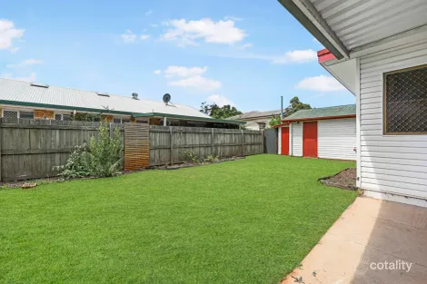 Property photo of 17 Albert Lane Newtown QLD 4350