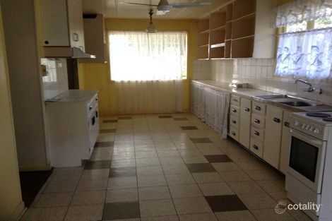 Property photo of 10 McCosker Street Riverview QLD 4303