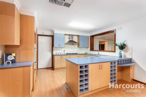 Property photo of 5 Namatjira Court Mill Park VIC 3082