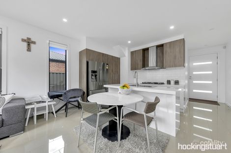 Property photo of 86 Everglade Crescent Roxburgh Park VIC 3064