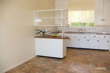 Property photo of 44 White Avenue Kooringal NSW 2650