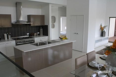 Property photo of 377 Looby Crescent Pimpama QLD 4209