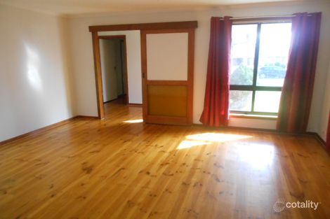 Property photo of 11 Haddon Court Meadow Heights VIC 3048