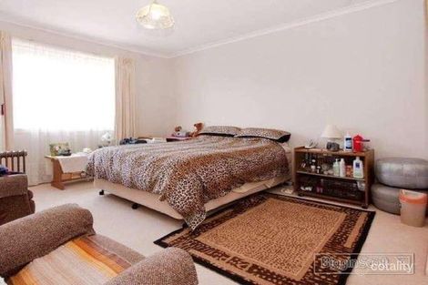 Property photo of 2/5 Beatty Parade Mornington VIC 3931