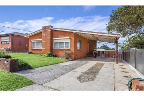 34 Marchant Cres, Mount Warrigal, NSW 2528