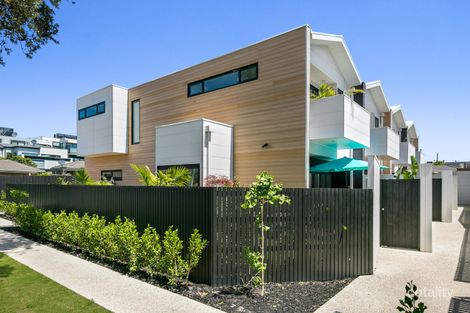 1/2 Clydebank Rd, Edithvale, VIC 3196