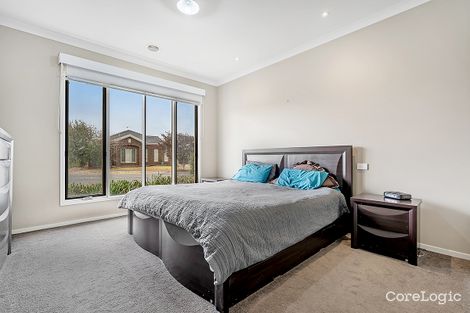 Property photo of 9 Aston Street Craigieburn VIC 3064