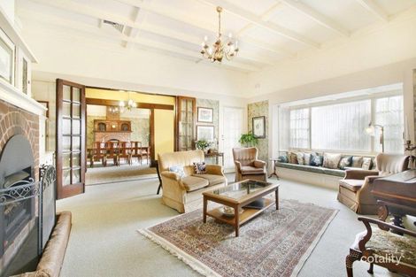 Property photo of 5 The Boulevard Cheltenham NSW 2119