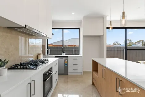 Property photo of 18 Trevor Street Murray Bridge SA 5253